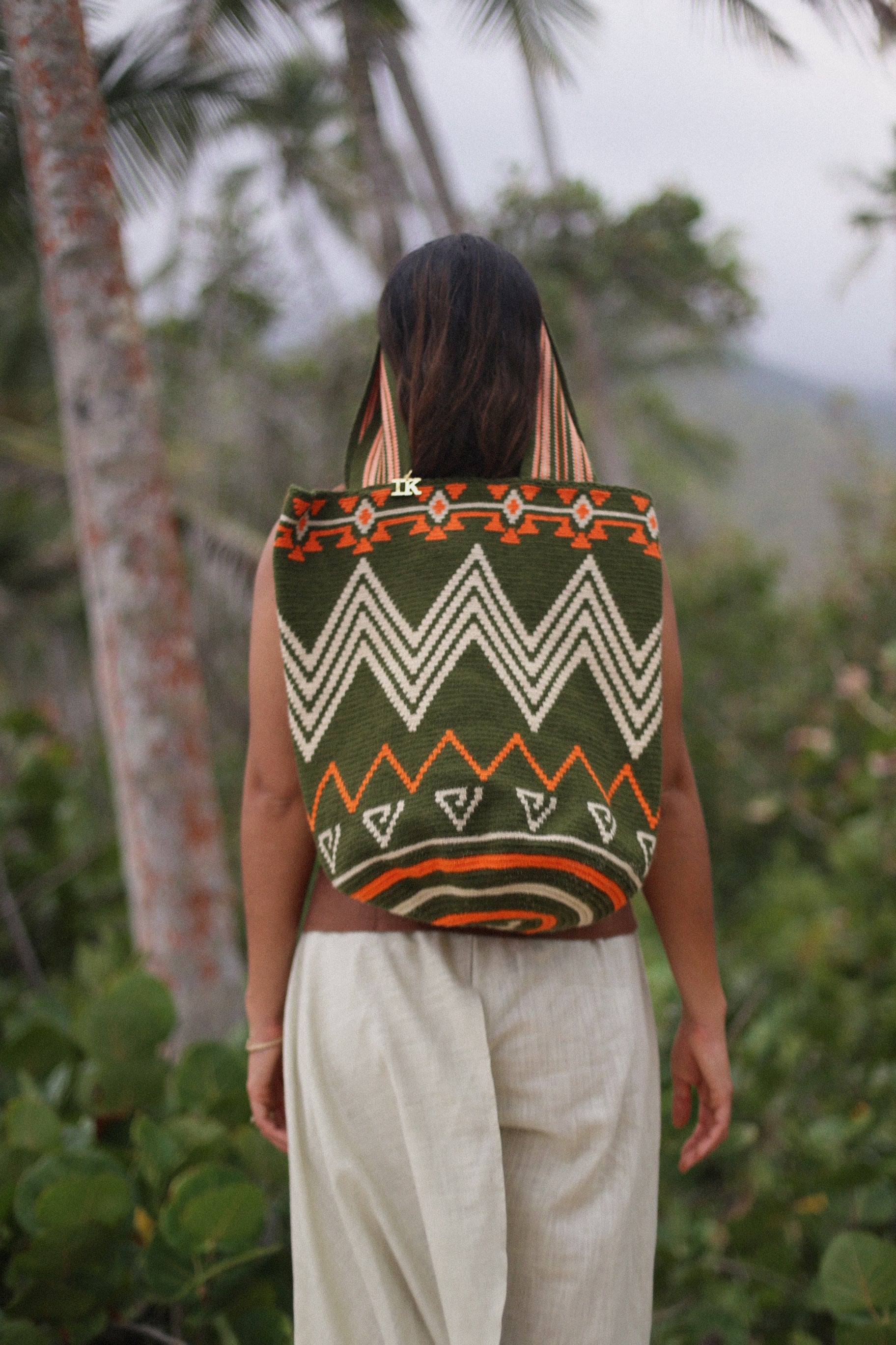 PALANACHI de la tierra | Wayuu Tote Bag – Green & Orange - Curated by Nathalia Ojeda