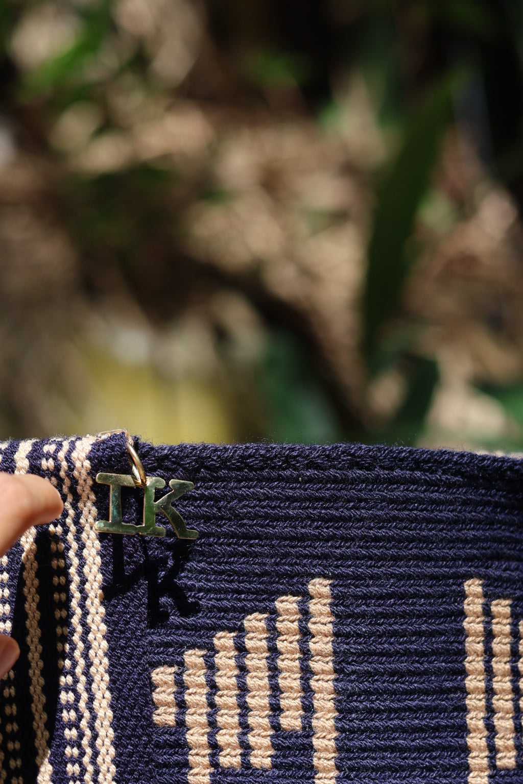 PALANACHI estrellada | Navy Wayuu Tote Bag - Curated by Nathalia Ojeda